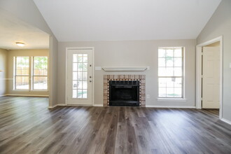 5221 Tartan Cir in Denton, TX - Building Photo - Building Photo