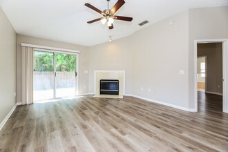 2554 Blackstone Ct in Jacksonville, FL - Building Photo - Building Photo
