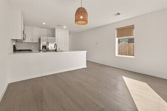 6915 Lilac Vine Ln in Katy, TX - Foto de edificio - Building Photo