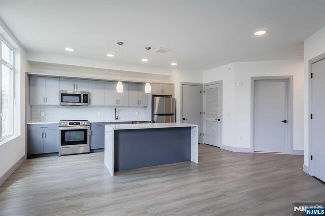 property at 1435 10th St