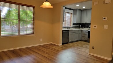 17333 E Kansas Pl in Aurora, CO - Building Photo - Building Photo