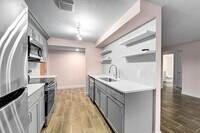22081 River Oaks Dr photo'
