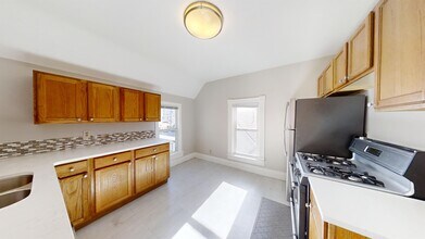 219 N Institute St, Unit 3 in Colorado Springs, CO - Building Photo - Building Photo