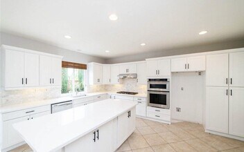 17 Plum St in Mission Viejo, CA - Building Photo - Building Photo