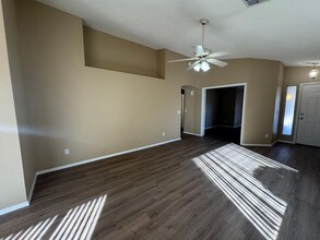 129 W Monona Dr in Phoenix, AZ - Building Photo - Building Photo