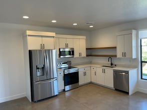 676 676 W Lava Pointe Dr in Saint George, UT - Building Photo - Building Photo