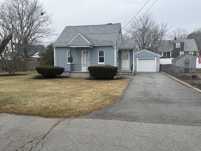 property at 1027 Monmouth St