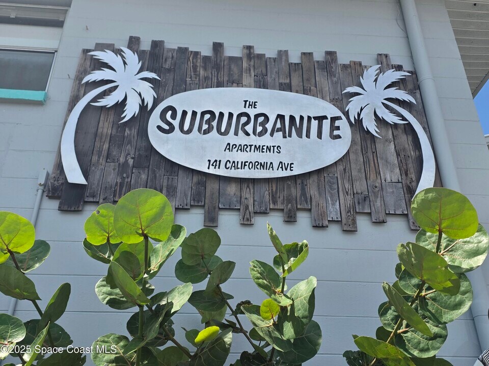 141 California Ave in Cocoa Beach, FL - Building Photo