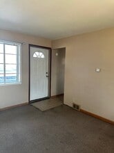 2803 Cleveland Ave SW in Canton, OH - Building Photo - Building Photo