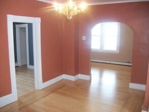 221 Seymour Ave, Unit 1 in Marquette, MI - Building Photo - Building Photo