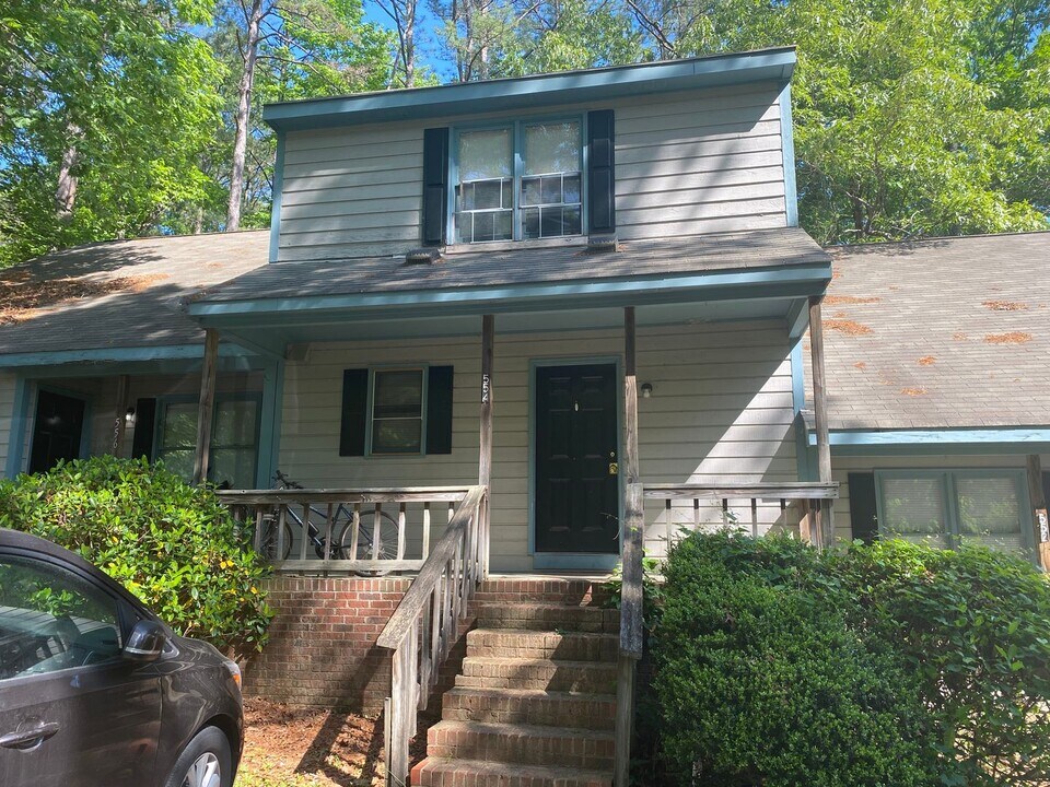 554-556 Brent Rd in Raleigh, NC - Building Photo