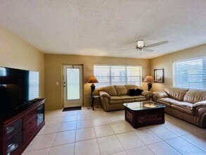 148 Andover F in West Palm Beach, FL - Building Photo - Building Photo
