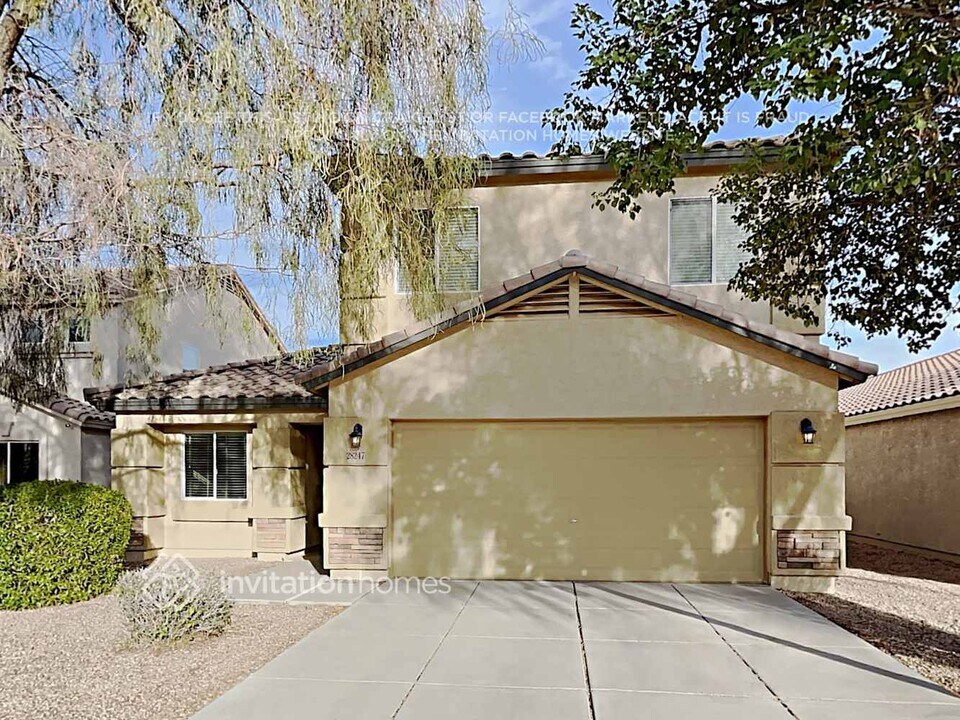 28247 N Silver Ln in San Tan Valley, AZ - Building Photo