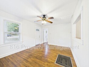 111 W 78th St in Kansas City, MO - Building Photo - Building Photo