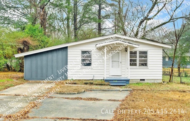 property at 1712 4th Pl NW