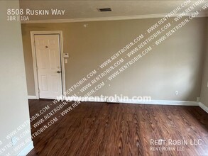 8508 Ruskin Way in Kansas City, MO - Building Photo - Building Photo