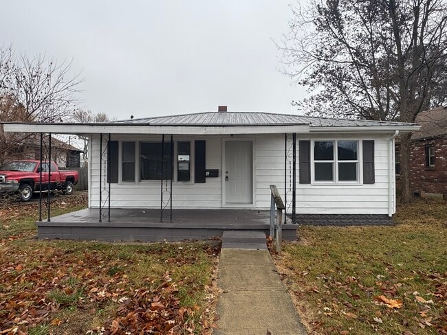 property at 1320 N Jay St