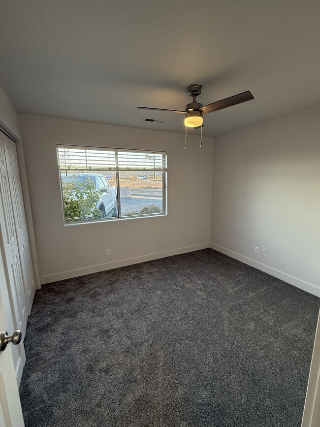 1005 S 460 E, Unit 1 in Saint George, UT - Foto de edificio - Building Photo