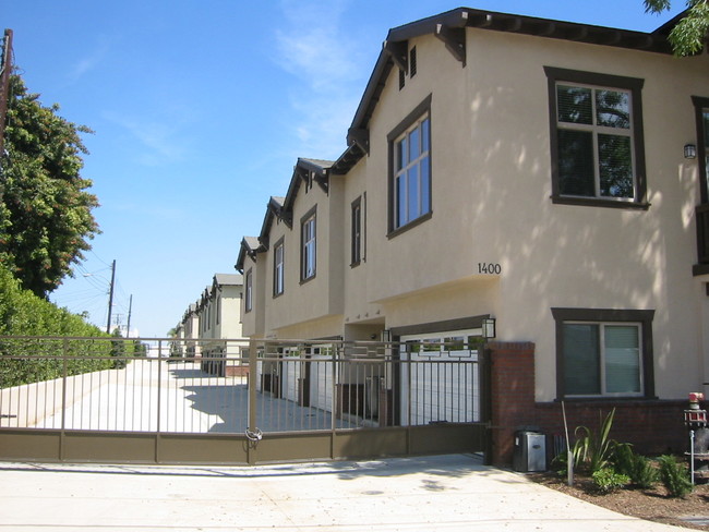 1402 S California Ave in Monrovia, CA - Building Photo - Building Photo