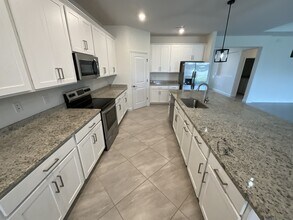 11368 Canopy Loop in Ft. Myers, FL - Building Photo - Building Photo