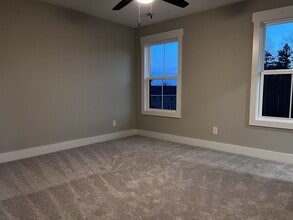 129 Sunburst Villa Dr in Evington, VA - Building Photo - Building Photo