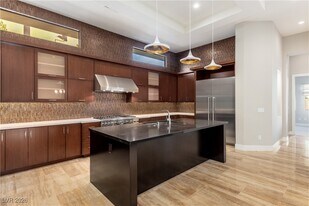 26 Cranberry Cove Ct in Las Vegas, NV - Building Photo