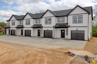 166 Sango Dr in Clarksville, TN - Foto de edificio - Building Photo