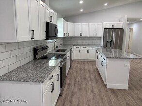 456 SE 43rd St in Keystone Heights, FL - Building Photo - Building Photo