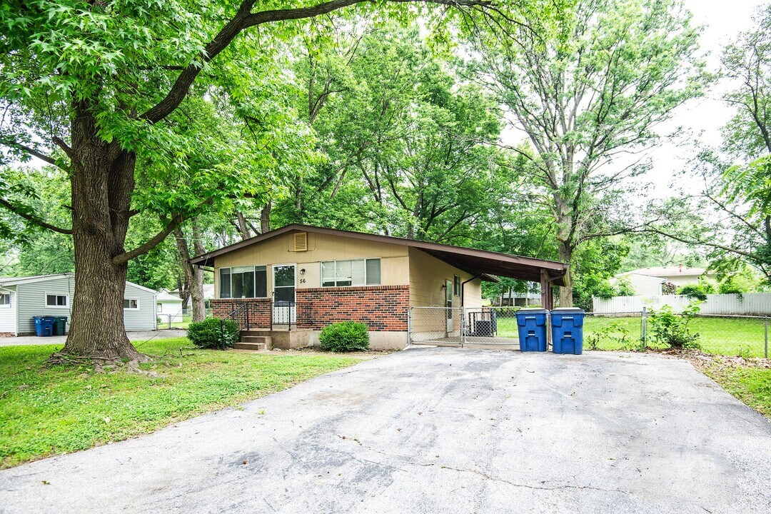 56 Cady Dr in St. Louis, MO - Building Photo