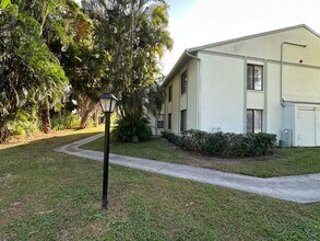 3664 Alder Dr in West Palm Beach, FL - Building Photo - Building Photo