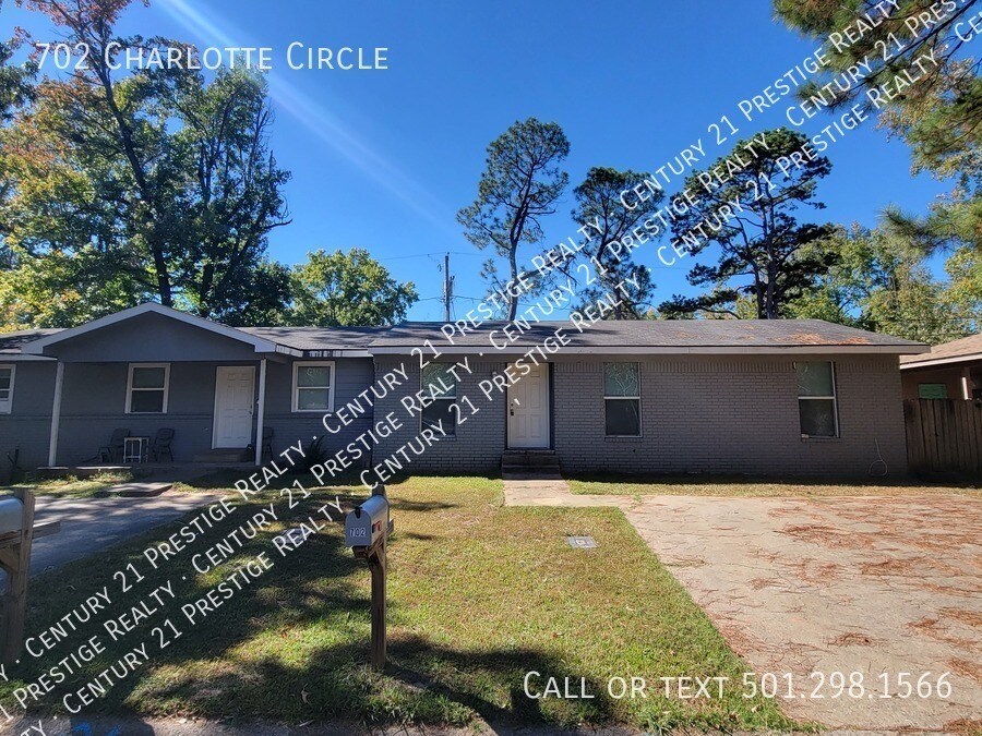 702 Charlotte Cir in Jacksonville, AR - Building Photo