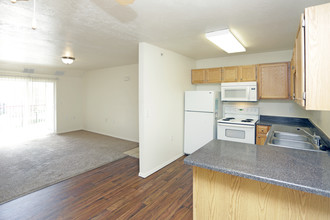 Bridger Pointe in North Logan, UT - Building Photo - Interior Photo