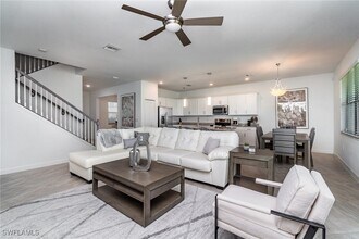 13924 Pine Lodge Ln in Ft. Myers, FL - Building Photo - Building Photo