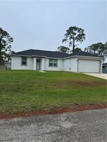 731 Aston Martin Dr in Sebring, FL - Building Photo