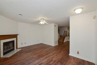 1015 Rock Creek Ln in Norcross, GA - Building Photo - Building Photo