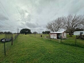 39 Tiffany Dr in Victoria, TX - Building Photo - Building Photo