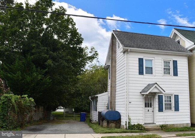 property at 167 W Commerce St