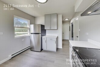 2417 Sherman Ave in North Chicago, IL - Building Photo - Building Photo