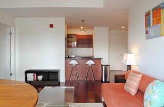 17 Otis St in Cambridge, MA - Building Photo - Building Photo