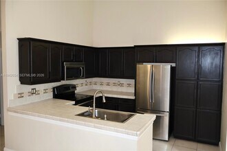 1521 NW 105th Ave in Plantation, FL - Building Photo - Building Photo