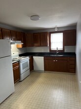 12 S Main St in Millbury, MA - Building Photo - Building Photo