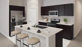 1113 Saguaro St in Haines City, FL - Building Photo