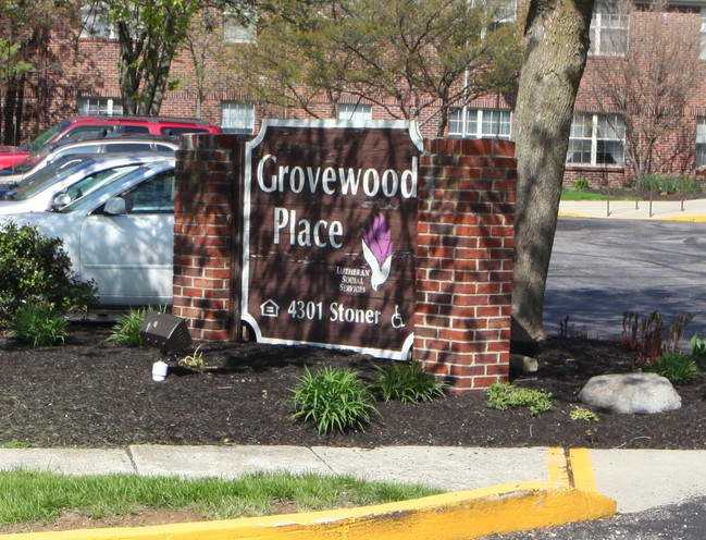 Grovewood Place I & II in Grove City, OH - Building Photo - Building Photo