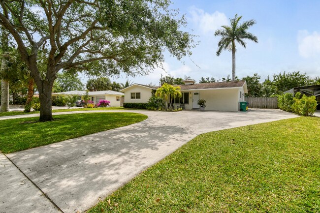 property at 400 Tequesta Dr