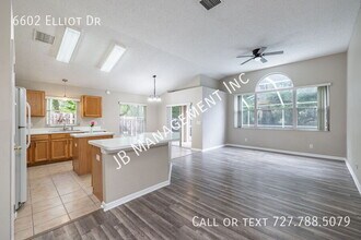 6602 Elliot Dr in Tampa, FL - Building Photo - Building Photo