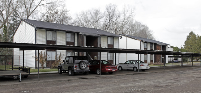 Bristlecone Pines Apartments