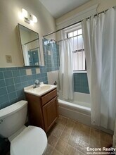 1148 Commonwealth Ave, Unit 18 in Boston, MA - Foto de edificio - Building Photo