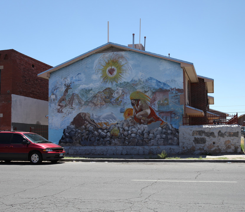 615 S Campbell St in El Paso, TX - Building Photo