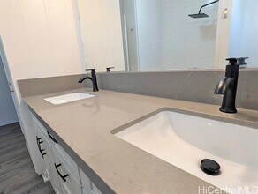 3153 Kaunaoa St in Honolulu, HI - Building Photo - Building Photo