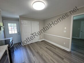 802 Athenia Pl in Bessemer City, NC - Building Photo - Building Photo